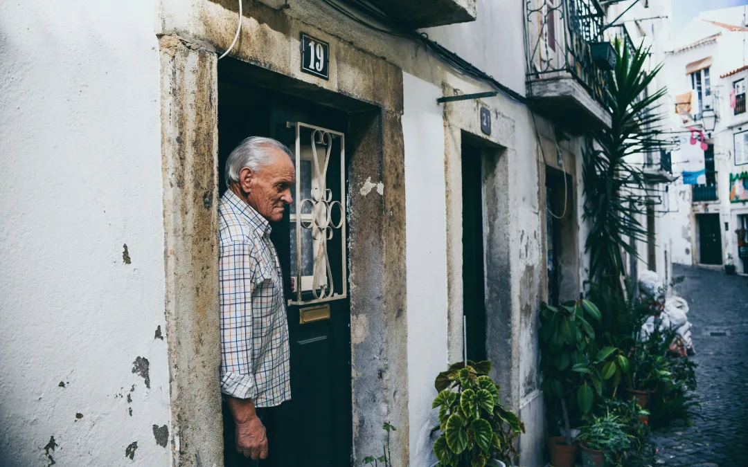 Arrendar casa é inacessível em Lisboa, Porto e Algarve, revela estudo