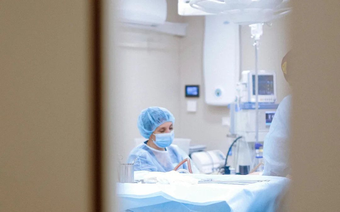 Hospital de Faro inicia cirurgias robóticas, juntando-se ao de Portimão