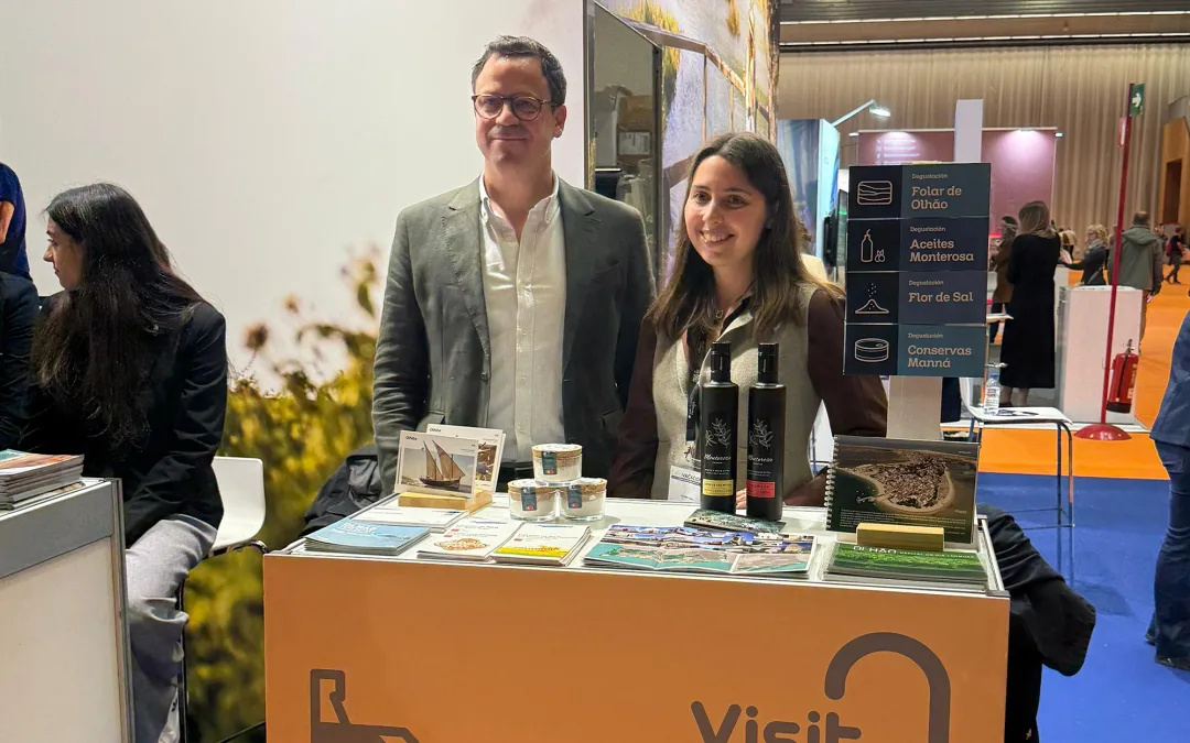 Presidente de Olhão promove turismo na Expovacaciones de Bilbau