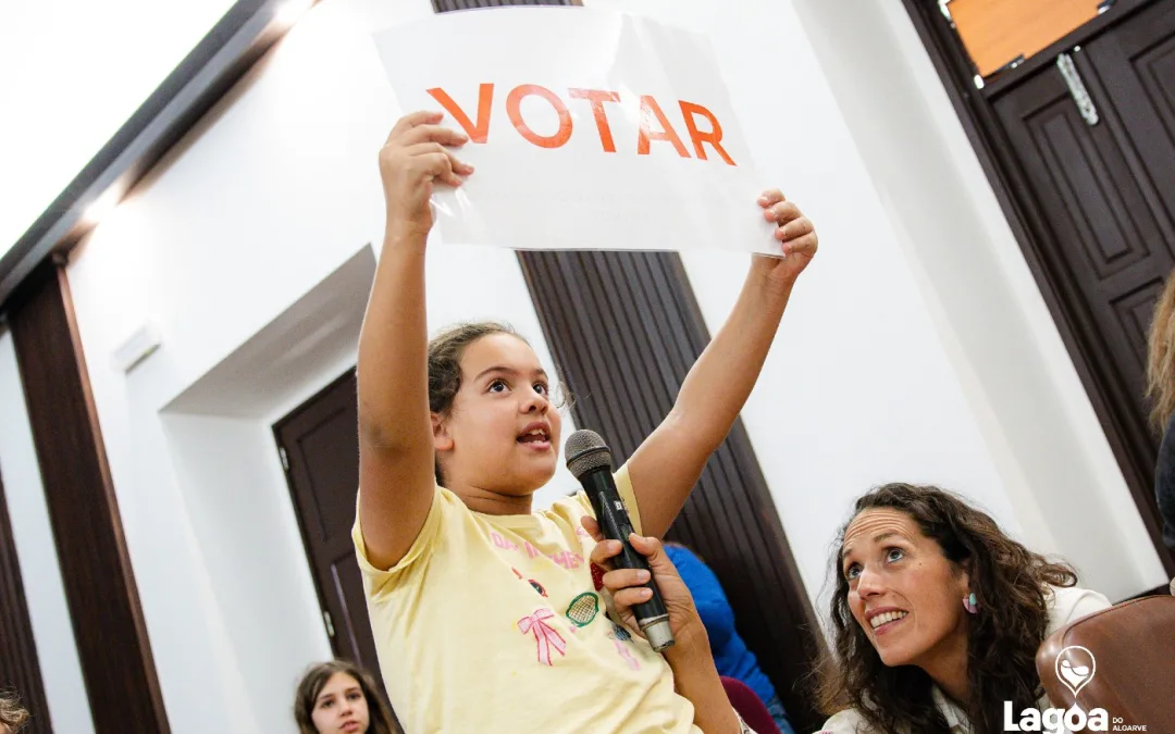 Município de Lagoa promoveu iniciativa “Miúdos a Votos”