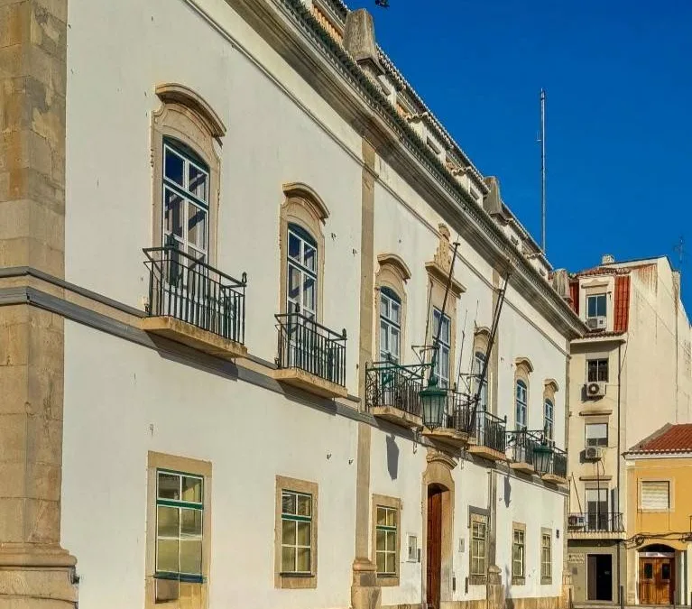 Portimão disponibiliza inscrição online para participação nas Reuniões de Câmara