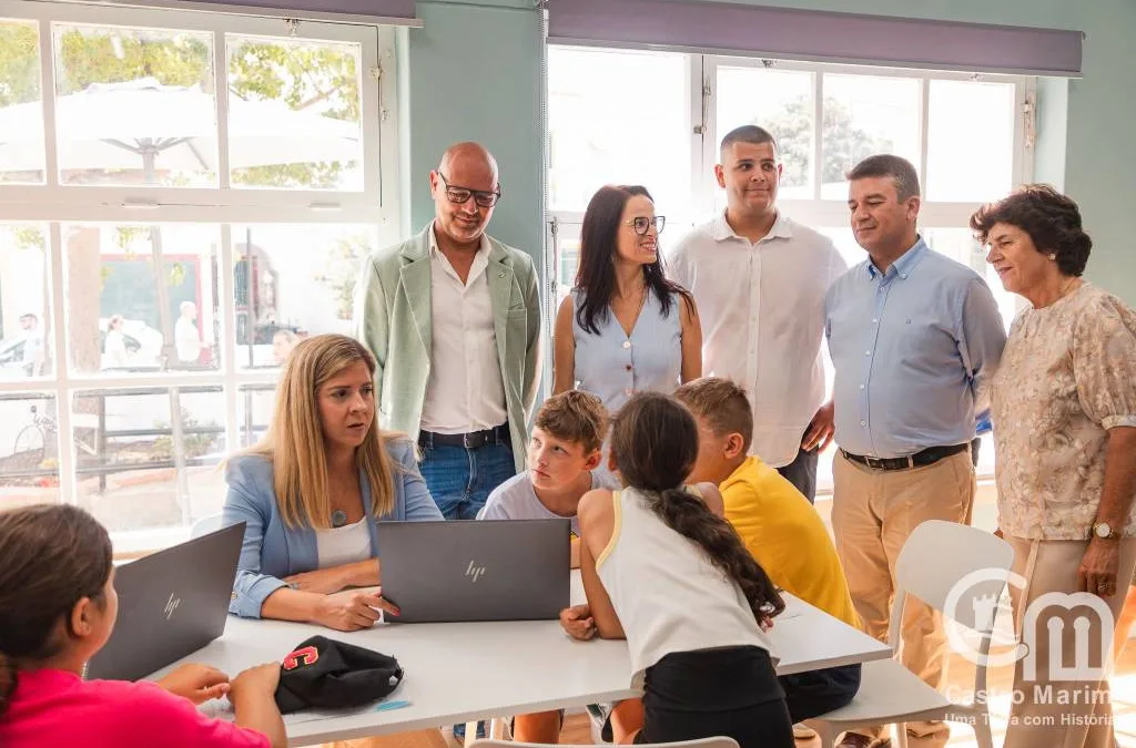 Ministra da Cultura destaca importância dos programas juvenis em Altura