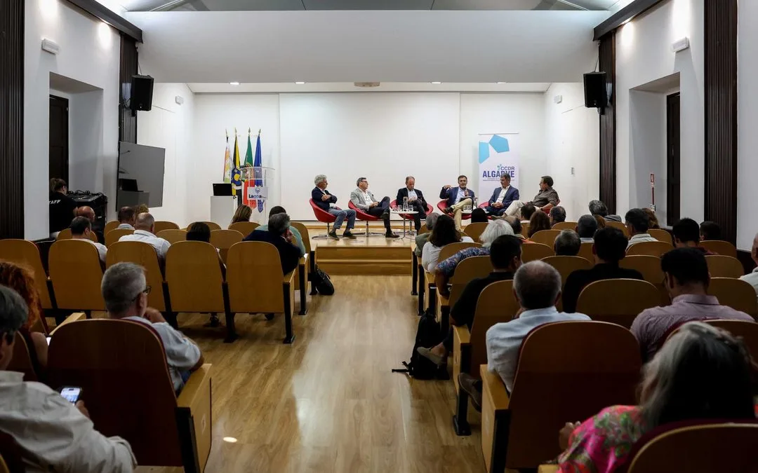 Ministro da Agricultura e Mar destaca água e financiamento na agricultura algarvia