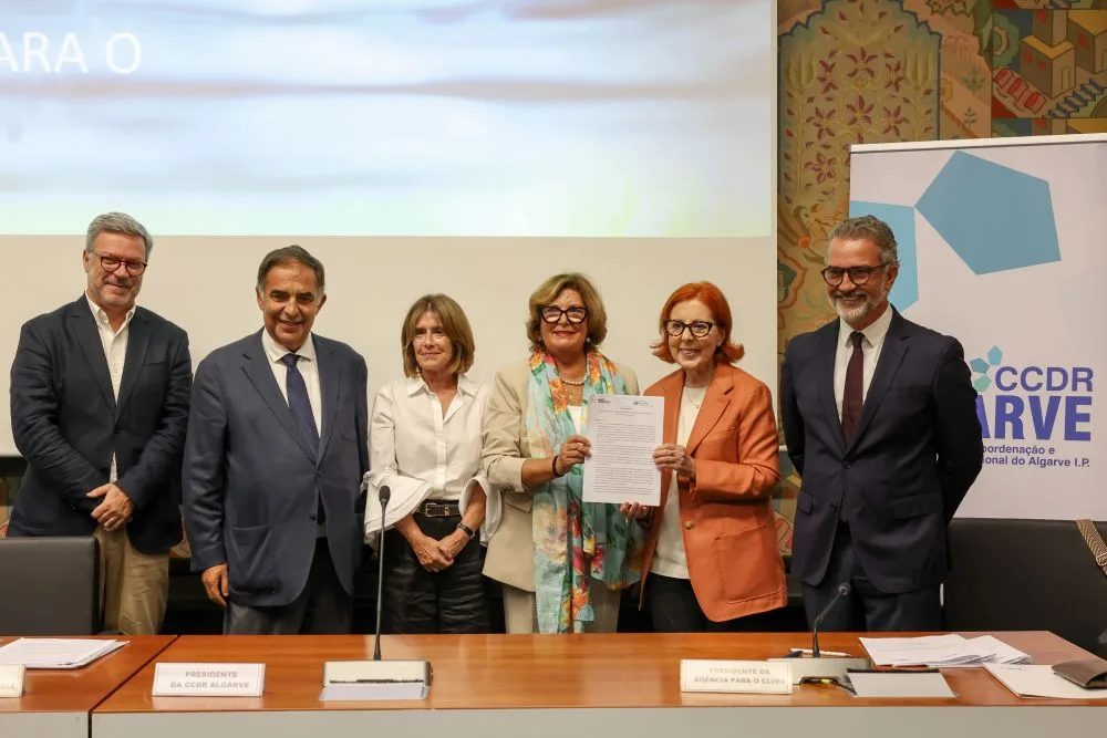 Ministra do Ambiente assina financiamento de 3,7 milhões para a água no Algarve