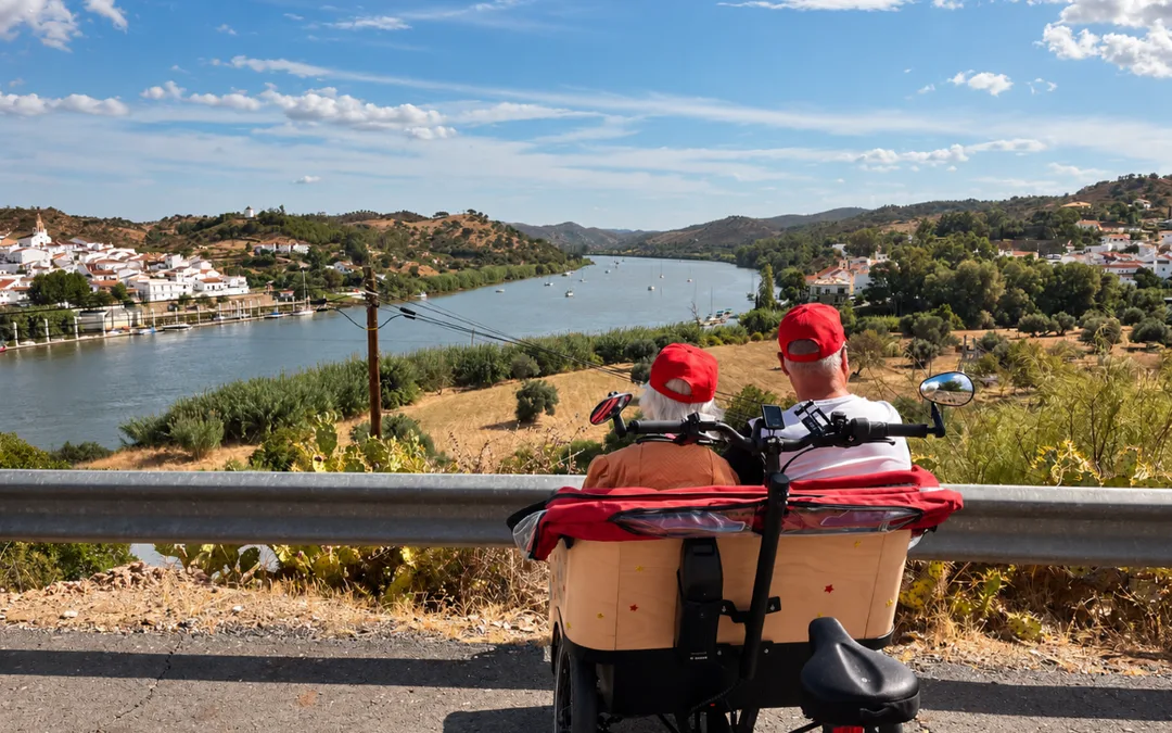 Odiana promove passeios de Trishaw para 49 seniores em Alcoutim no âmbito do projeto Vilas em Movimento